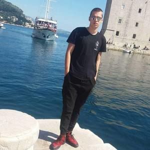 Meet your Posher, Dragan